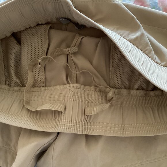 Tuff Athletics Women's Activewear Shorts Beige Size S/P Running Jogging Gym - Picture 6 of 8